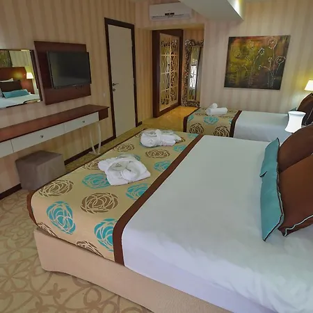 Izgrev & Aquapark 5* Struga