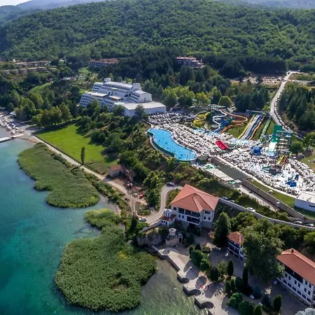 Izgrev & Aquapark