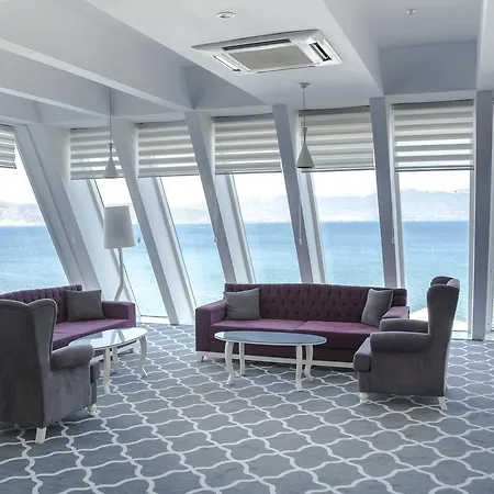 Hotel Izgrev & Aquapark 5*