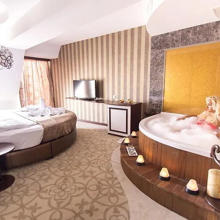Hotel Izgrev & Aquapark Struga